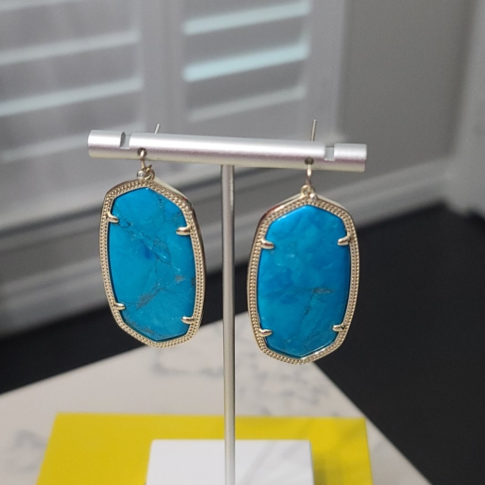 Kendra Scott Danielle Earrings in Turquoise NWOT - Picture 2 of 12